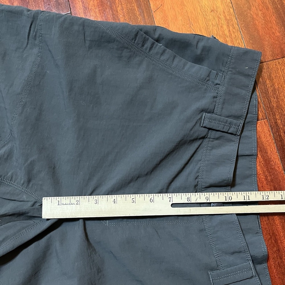 The North Face Shorts Mens 36 10" Inseam Gray Nylon Performance Hiking Outdoors - Picture 10 of 11